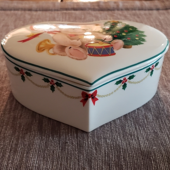 Christopher Stuart Drummer Bear Trinket Box - Picture 5 of 7